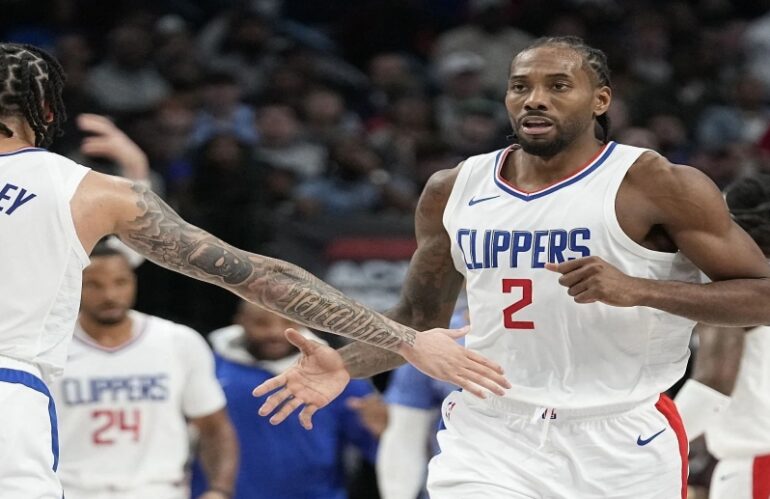 Kawhi Leonard Signs Contract Extension with Los Angeles Clippers